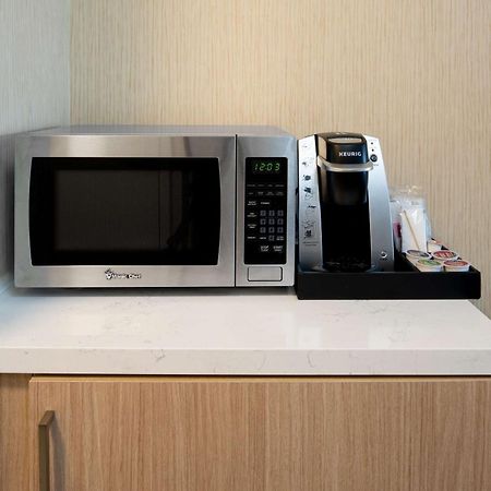 Hilton Garden Inn Roseville Eksteriør billede