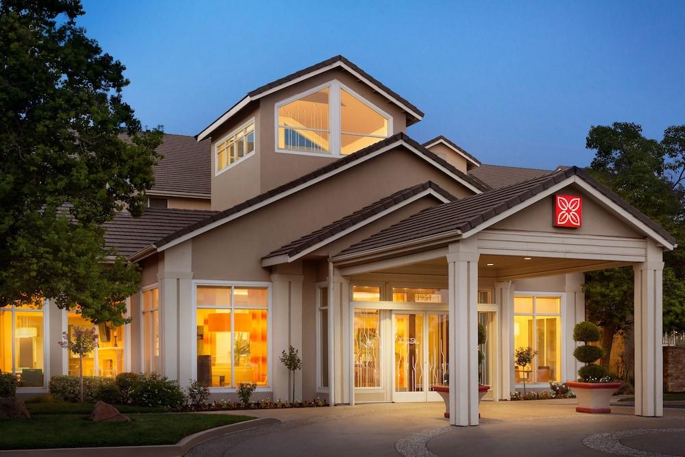 Hilton Garden Inn Roseville Eksteriør billede
