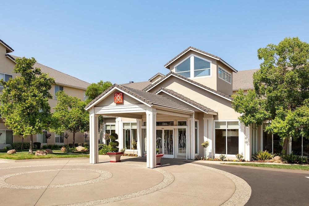 Hilton Garden Inn Roseville Eksteriør billede