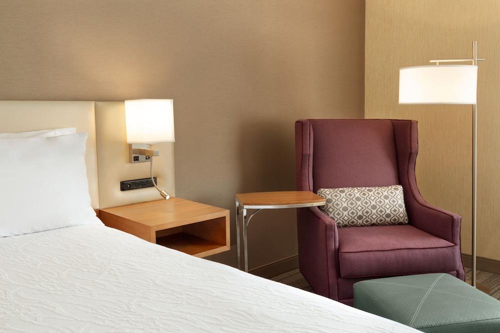 Hilton Garden Inn Roseville Eksteriør billede