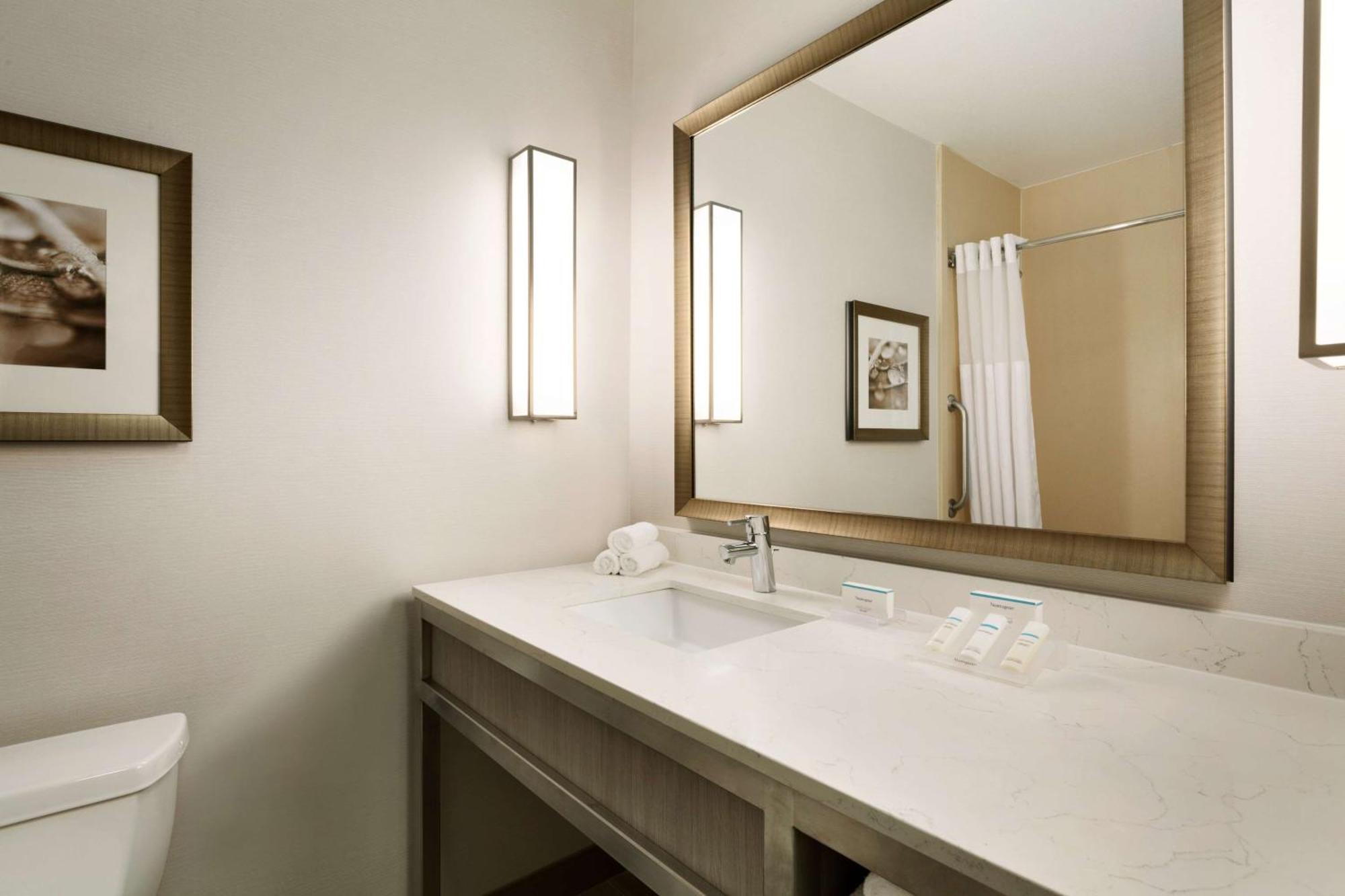 Hilton Garden Inn Roseville Eksteriør billede