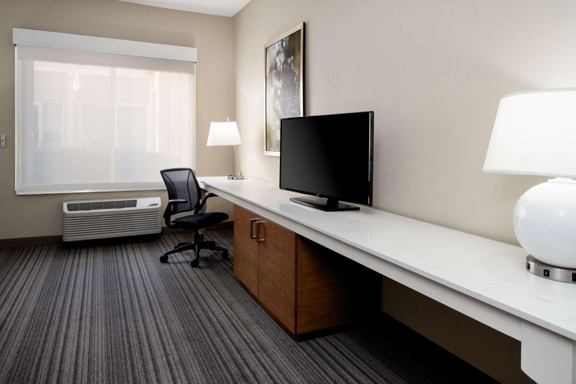 Hilton Garden Inn Roseville Eksteriør billede