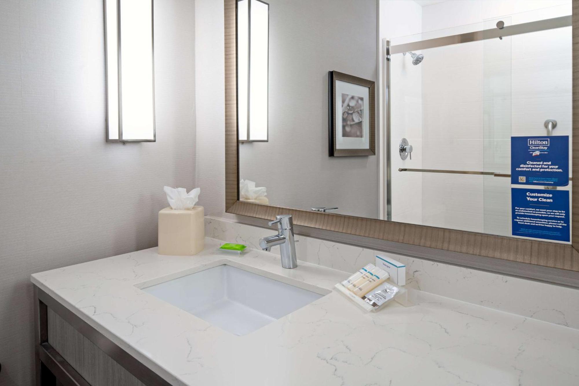Hilton Garden Inn Roseville Eksteriør billede