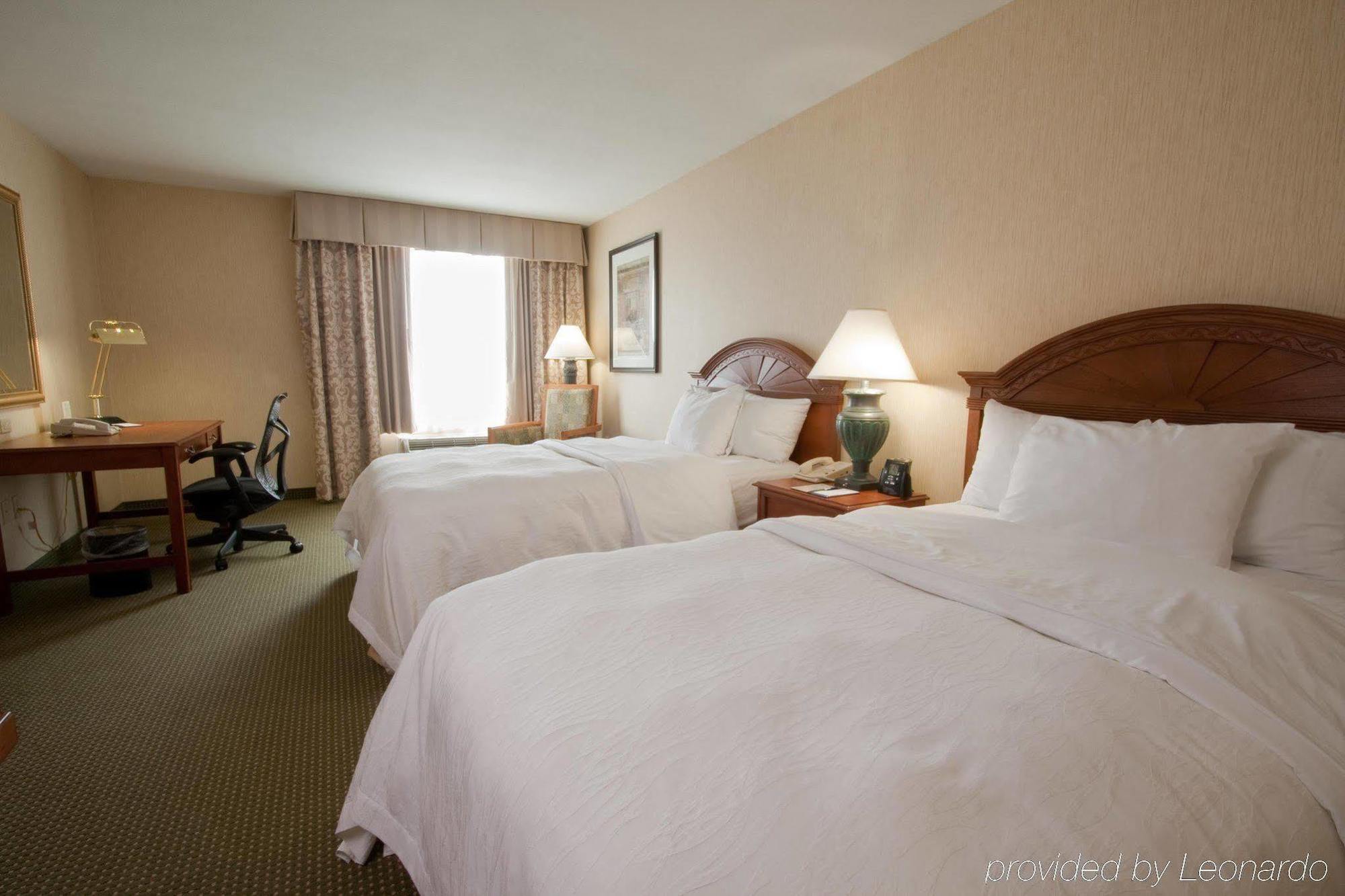 Hilton Garden Inn Roseville Værelse billede